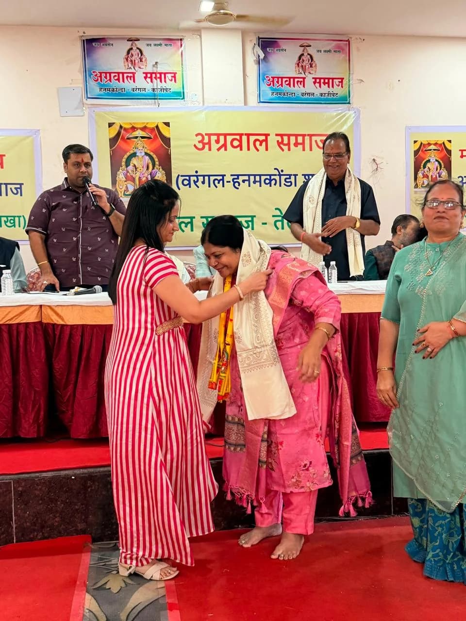 A ceremonial shawl presented during the gathering.